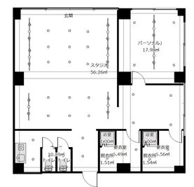 メイスントレーニングスタジオ目白 大きな鏡のあるスタジオスペースの間取り図