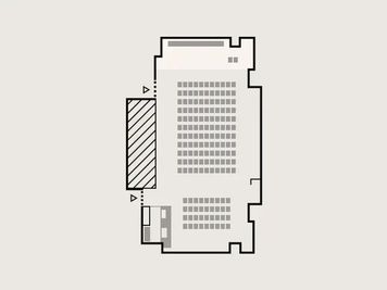 【シアター形式（最大135名利用）】
舞台に対し椅子だけを並べる形。レイアウトによって最大135席程度の配置が可能です。 - Vlag yokohama Hall Vlag yokohama Hall＆Studioの間取り図