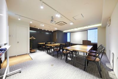 【閉店】TIME SHARING西新宿 タイムシェアリングの室内の写真