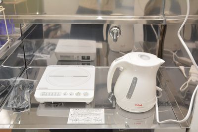 IHコントと電気ケトル（有料オプション） - 【KPstudio】 レンタルスペースの設備の写真