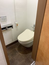 同フロアにある共同トイレもあります - リモートベース名駅３の設備の写真