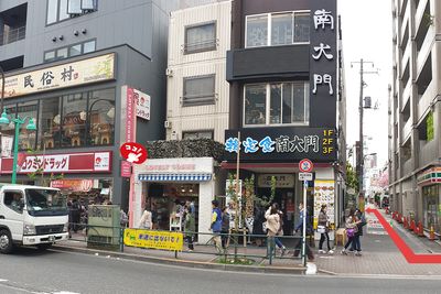 新大久保スペース ✨新大久保駅90秒一等地スペースの外観の写真