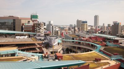 部屋のベランダからの風景となります - ご縁カフェ金山レンタルルーム ～金山徒歩2分～☆2部屋ゆったりソファー＆キッチン付の外観の写真