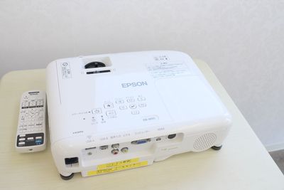 WiFiやプロジェクターレンタル無料 - ソレイユ新宿 貸し会議室 の設備の写真