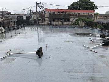 雨天時 - 撮影スタジオ　大泉屋上の室内の写真