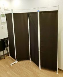 ついたて、有料 - レンタルミニスペース　フクリズム 狭いけど多用途の部屋（3階建ての2階 1室のみ）の設備の写真