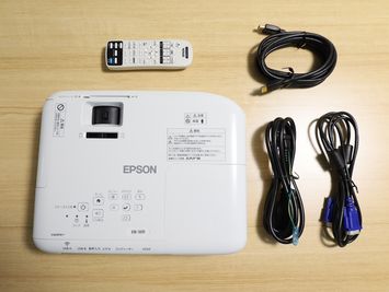 EPSON プロジェクター 3200lm SVXGA+ VGA RCA HDMI対応 EB-S05 - LEAD conference 赤羽 room Aの設備の写真