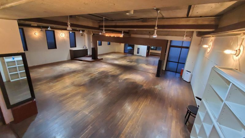 広さ約80㎡ゆったりしたスペース - カリマ高崎 高崎市のレンタルスタジオ、ダンス、会議室、セミナーに｜カリマ高崎の室内の写真