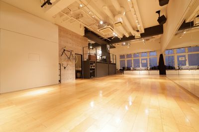 代々木上原スタジオ by PromodelStudio ♪　レッスン・イベントプランの室内の写真