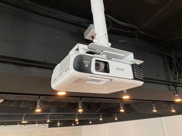 プロジェクター（有料） - TIME SHARING渋谷ワールド宇田川ビル【無料WiFi】 9F 会議室 Aの設備の写真