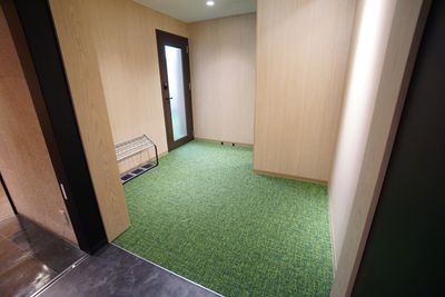 【ODAKYU RENTAL SPACE 本厚木】 個室Eの入口の写真