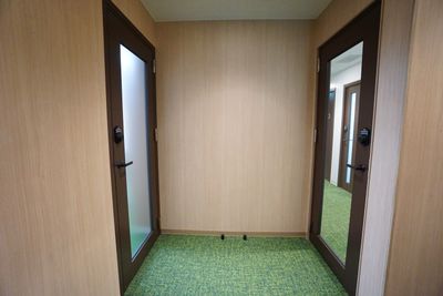 【ODAKYU RENTAL SPACE 本厚木】 個室Eの入口の写真