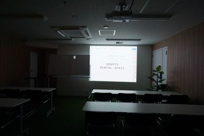 【ODAKYU RENTAL SPACE 本厚木】 会議室の室内の写真