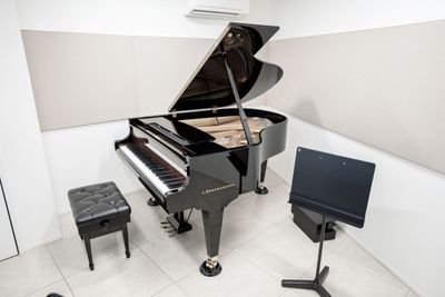 Bösendorfer 170 (2003年製) - 渋谷ホール&スタジオ 501 Bösendorferの室内の写真