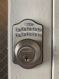 リモートLOCKにて、入退室管理をしております。 - シェアサロン ハコガシ 3F 305号室内 C号室の入口の写真