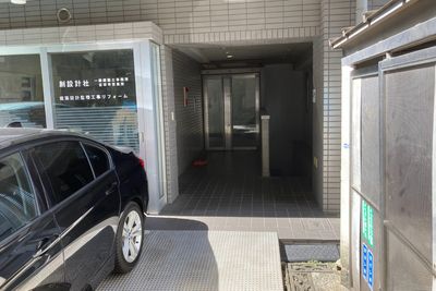 建物の入口の写真です。 - YKスペース吉祥寺 YK自習室吉祥寺 No.24の入口の写真