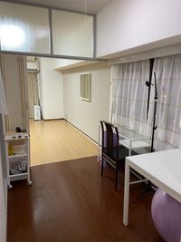 レンタルスタジオプラス　西中島南方1号店 撮影スタジオプラス西中島の室内の写真