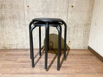 補助椅子 - STUDIO ZERO 立川南口店 Studio C: 定員2名の設備の写真