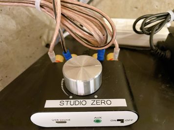 音響設備（アンプ） - STUDIO ZERO 立川南口店 Studio C: 定員2名の設備の写真