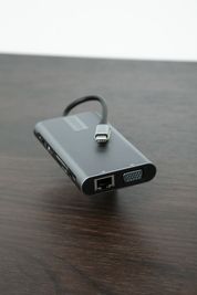 USB Type-C アダプター（個室内に常備） - cocony武蔵小杉 北口店 完全個室ワークスペース武蔵小杉 北口店 9（スタンダード）の設備の写真