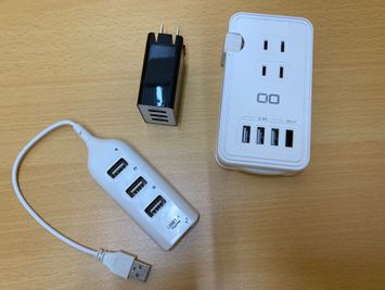 電源・コンセント
USB　TypeA - 隙間を予約　ワークスペ―ス　 レンタルスペース【B】の設備の写真