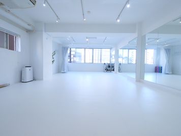 STUDIOFLAG横浜2号店の室内の写真