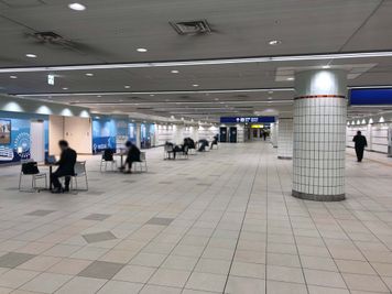 テレキューブ 横浜駅　南北連絡通路 128-02の室内の写真