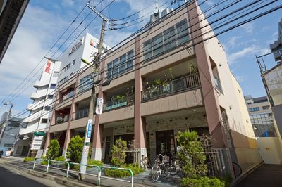 駅から徒歩スグです - ブリアサロン【世田谷-用賀駅 歩１分】🎹ピアノ📶高速WIFI （３部屋利用）ルームC＋防音室A+B（ピアノ）【WIFI】の外観の写真