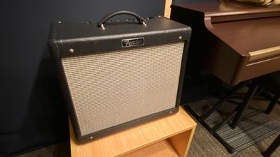 【Booth】ギター＆ベースアンプのFender Blues Junior です。無料でご利用可能です。 - 音楽スタジオ「alt studio(オルトスタジオ)」  エンジニア付きレコーディングスタジオ alt studioの設備の写真