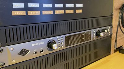 【ControlRoom】Universal AudioのAPOLLO X8P Heritage Editionを完備。良質な録音が可能です。 - 音楽スタジオ「alt studio(オルトスタジオ)」  エンジニア付きレコーディングスタジオ alt studioの室内の写真