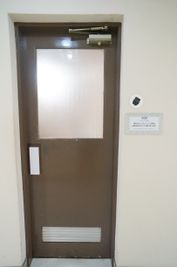 ５階フロア共通のトイレです。 - ネクスタ千葉葭川公園前 会議室Ⅱのその他の写真