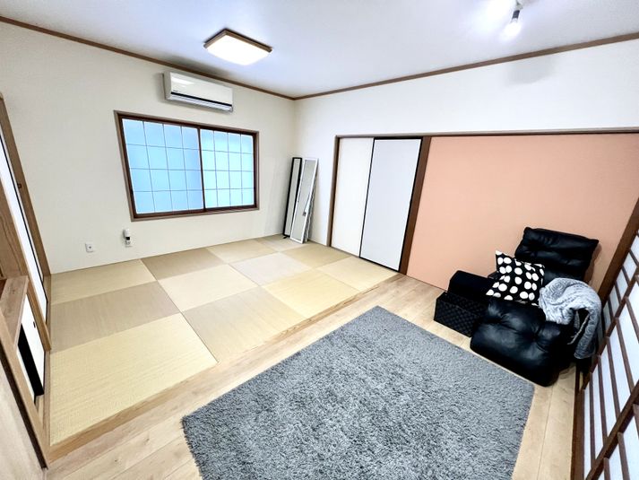 レンタルサロンラベゼ 1階和洋室/名鉄岩倉駅/半個室マツエクストレッチ整体の室内の写真