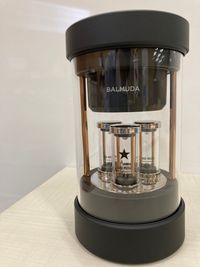 バルミューダスピーカー - 水晶院別館レンタルスペース（貸し会議室） ソロ活・推し活・父の日のお祝いにキッチン付きレンタルスペースの設備の写真