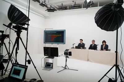Studio BULK（スタジオバルク） クロマキーを備えた白ホリスタジオ★天井高4.5mの室内の写真