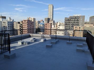 新宿撮影スタジオサロンガイヤール 9階屋上撮影スペース の室内の写真