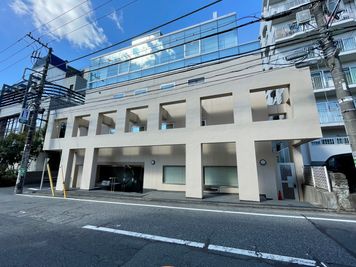 【建物外観】 - 【閉店】TIME SHARING 渋谷南平台町 【閉店】3Aの外観の写真