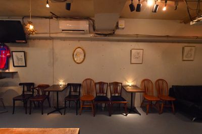 昼間は明るい店内 - Cafe Bar LIVRE フロア・キッチン貸切の室内の写真