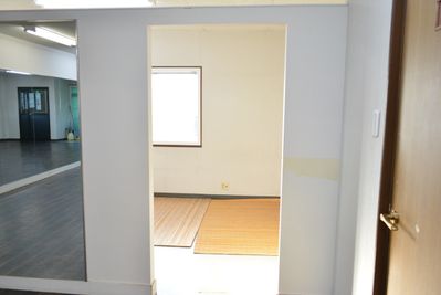 ３階スタジオ小部屋入り口 - ALOFTビル　シェアスペースUNION シェアスペースUNION３階スタジオの室内の写真