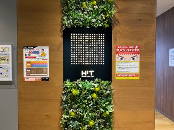 H¹T大手町（サテライト型シェアオフィス） OPEN SPACEの室内の写真