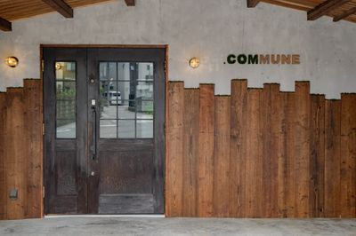入り口 - コワーキング＆シェアオフィスCOMMUNE泉佐野 貸し会議室の入口の写真