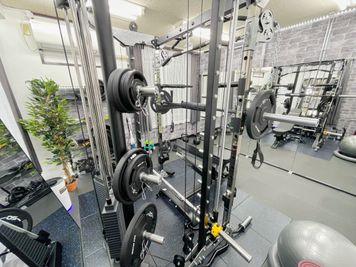 FREAK'S GYM 新宿店 FREAK’S GYM（フリークスジム）新宿店の室内の写真