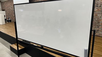 [備品]
ホワイトボード　1台
W1,900cm - YOLOBASE イベントスペースの室内の写真