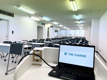 【司会台からは全体が見渡せます♪】 - 【閉店】TIME SHARING 川越 まきビル 【閉店】3Fの室内の写真