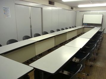 東京会議室 レンタルスペース シブヤ・ネクサス E-ROOM （8階）の室内の写真