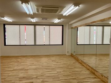 広島レンタルスタジオ　３CLAPS 八丁堀スタジオの室内の写真