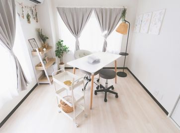 ネイル - レンタルスペース chillru　三軒茶屋 レンタルサロン chillru（チルル）　三軒茶屋の室内の写真