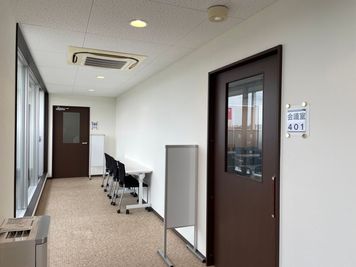 会議室入口（廊下） - 貸し会議室、Ｔスペース徳重 Ｔスペース徳重401会議室のその他の写真
