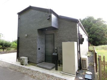 緑豊かな閑静な住宅地に在る一軒家型のプライベート空間！ - ラッシュグリーン野田 【一日一組 限定】レンタルハウス(ルーム)の外観の写真