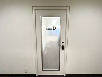 【Room Dまでお進みください】 - TIME SHARING 東陽町 新東陽ビル Room Dの入口の写真