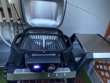 ウェーバー電気グリル - 【The Garden】 BBQレンタルスペース JR三ノ宮徒歩分のBBQレンタルスペース🏕家キャン🏕の設備の写真